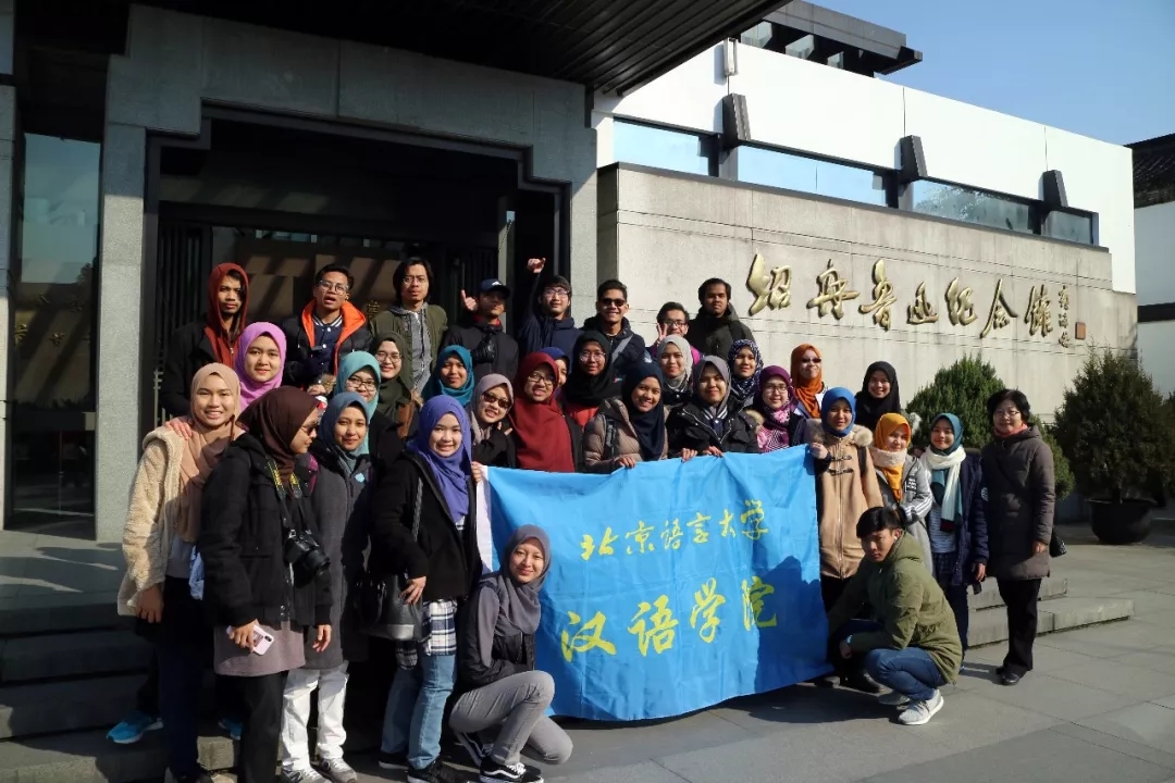 2.webp.jpg 2.webp.jpg